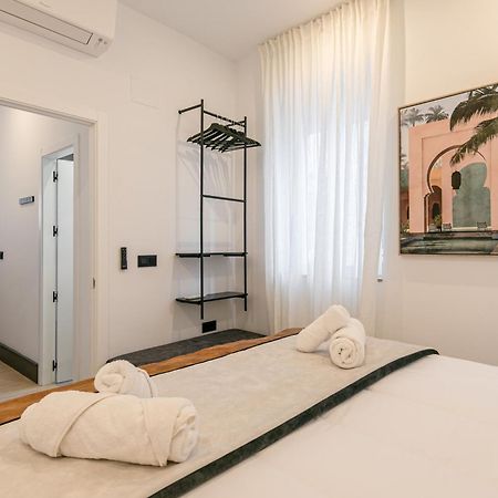 Isg Apartments Catedral Севилья Экстерьер фото