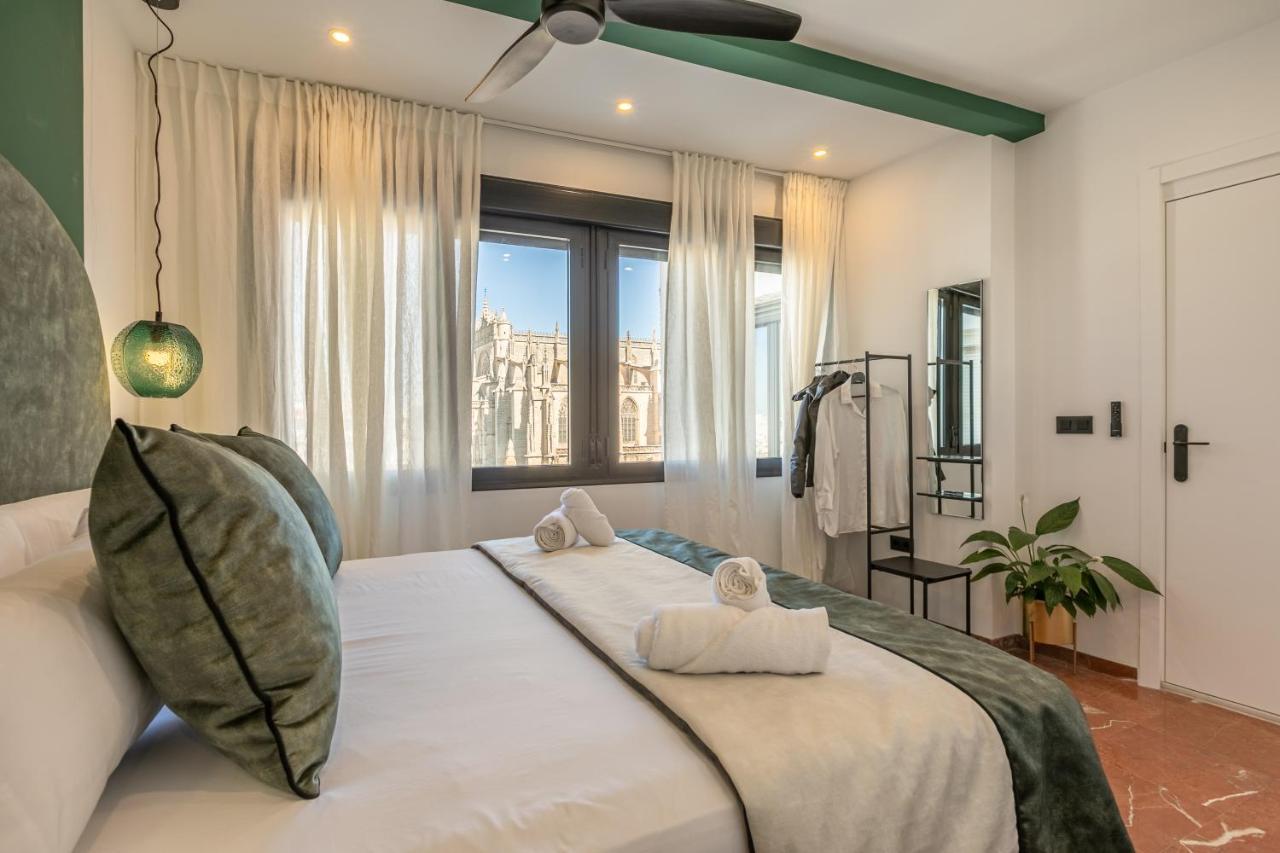 Isg Apartments Catedral Севилья Экстерьер фото