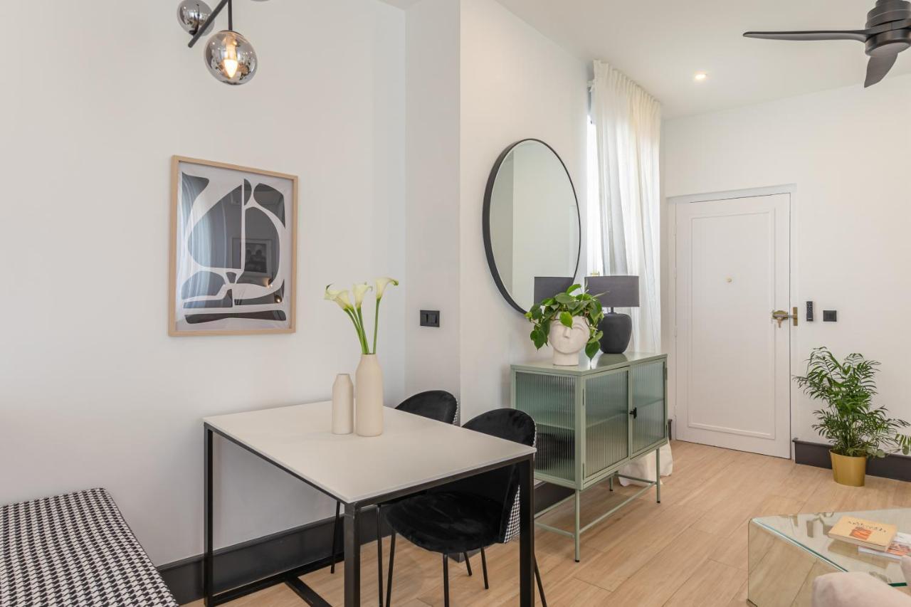Isg Apartments Catedral Севилья Экстерьер фото