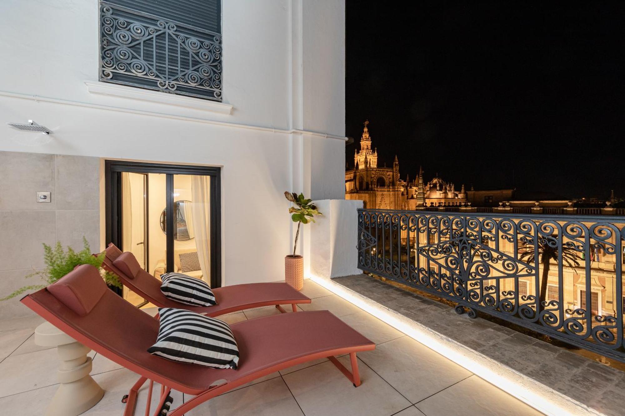 Isg Apartments Catedral Севилья Экстерьер фото