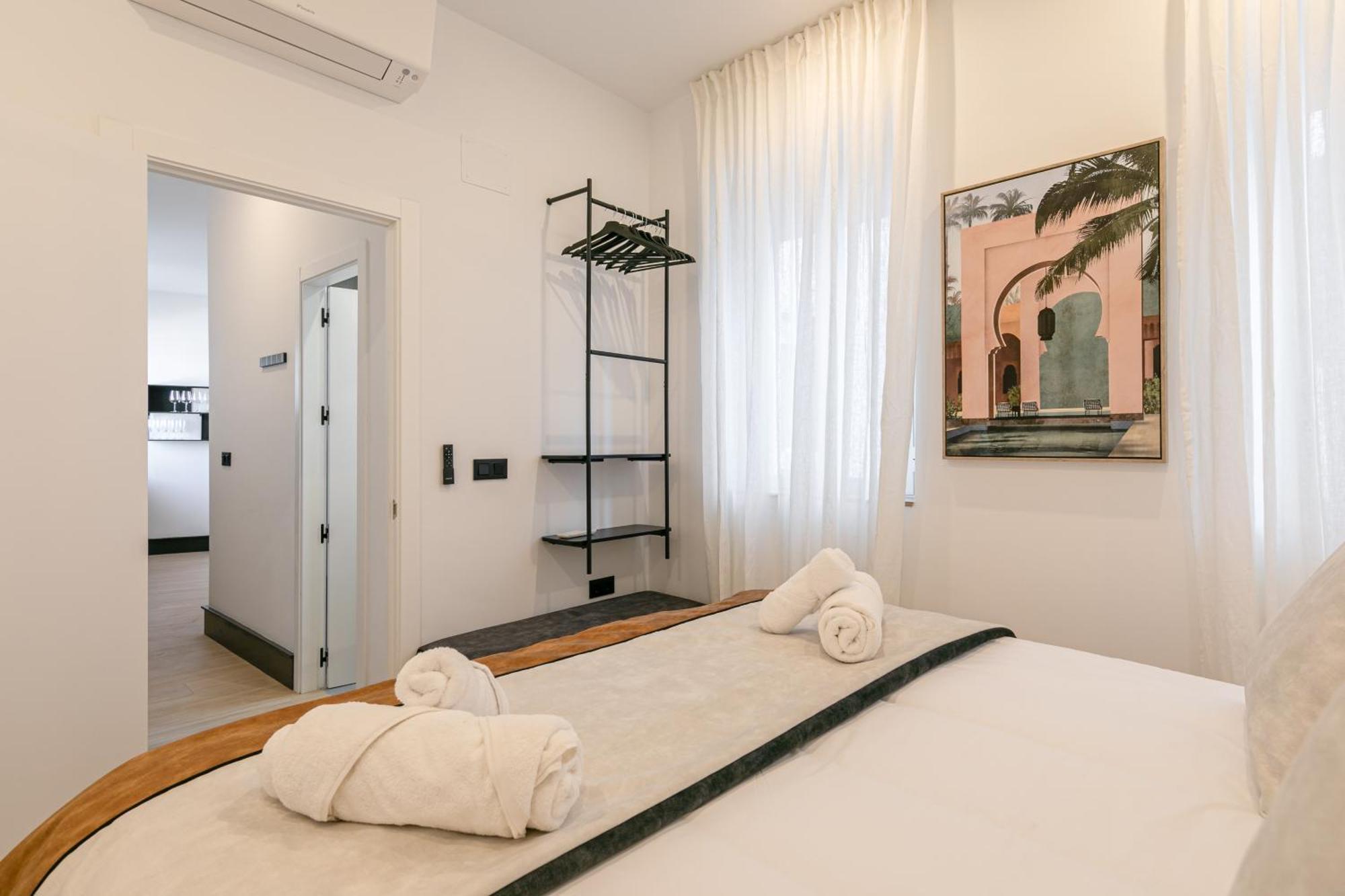 Isg Apartments Catedral Севилья Экстерьер фото