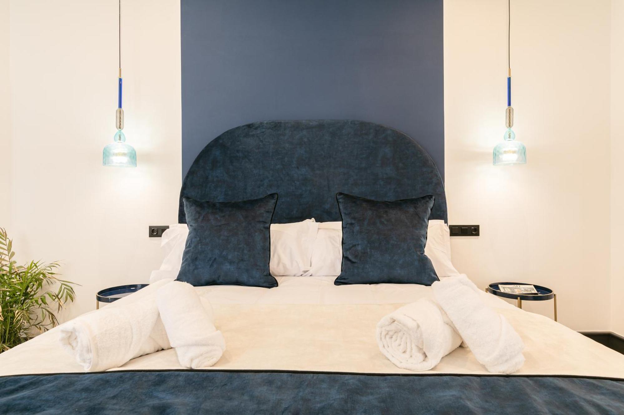 Isg Apartments Catedral Севилья Экстерьер фото