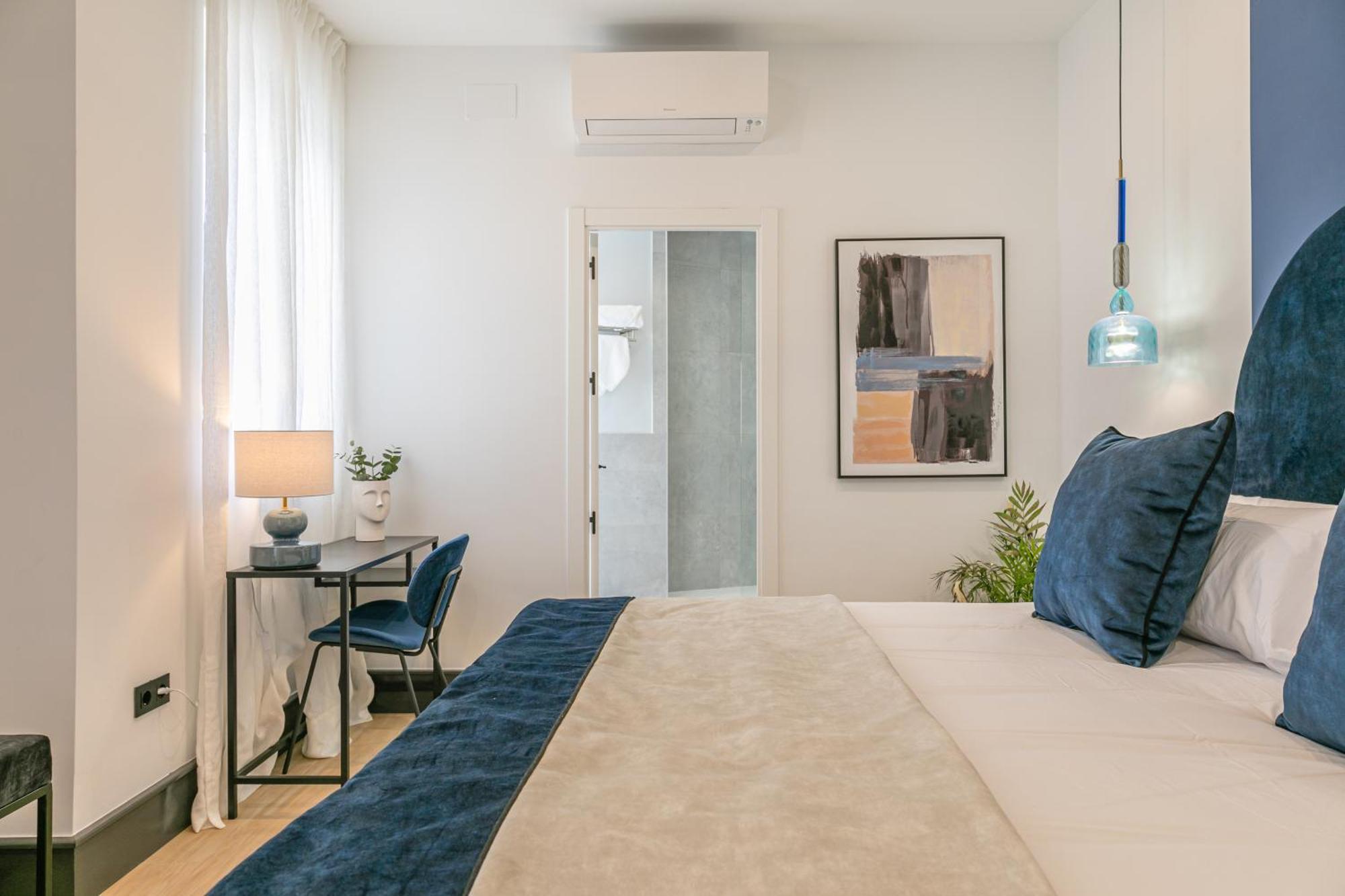 Isg Apartments Catedral Севилья Экстерьер фото